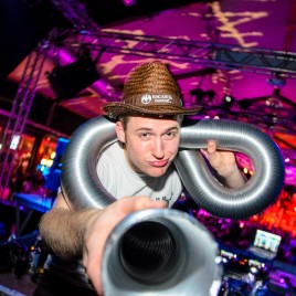 DJs Hornyshakerz im Vamos in Lüneburg